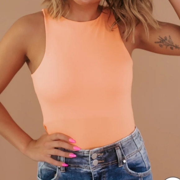 Everyday Chic Boutique | Better Than Ever Orange Bodysuit Size Large - Picture 2 of 5